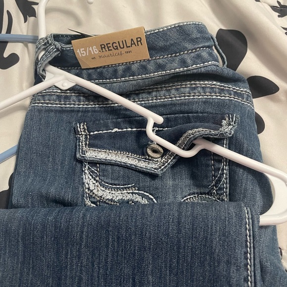 Brand new with tags Maurcies jeans - Picture 3 of 3